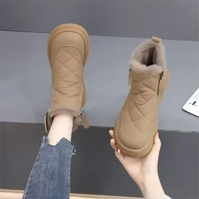 بوت داخل خز