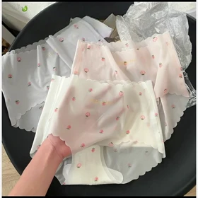 شورت لیزری توت فرنگی