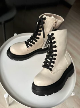 نیم بوت زنانه استرادیواریوس مدل00002-Stradivarius-Flat-Ankle-Boots