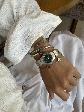 ساعت مچی زنانه امگا کانسیلیشن رنگ صفحه مشکی