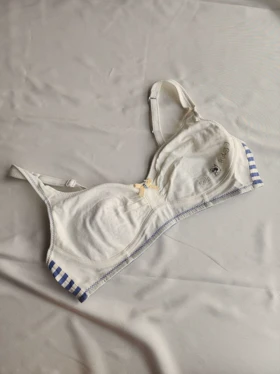 سوتین نخی ابرنازک بدون فنر دخترانه کد: 910111