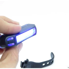 چراغ خطر عقب شارژی 100 LUMENS