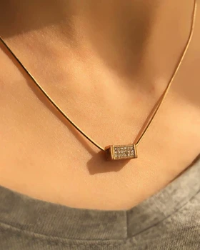 گردنبند مکعب ژوپینگ