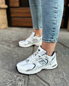 کتانی ورزشی زنانه نیوبالانس مدل 530