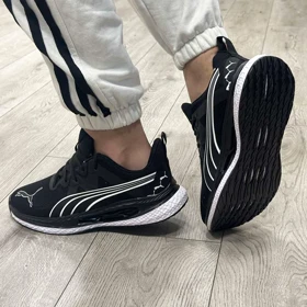 کتانی اسپرت مردانه مدل پوما PUMA رنگ مشکی سفید