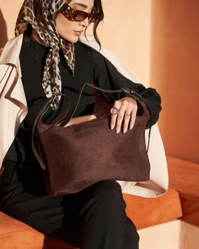 کیف جیر دسته چرم هوبو Mossimo 50132 (قهوه ای)