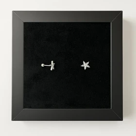 پیرسینگ نقره گوش طرح گلبرگ نگین‌دار (جفت)