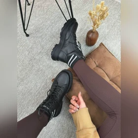 نیم‌بوت یازده –