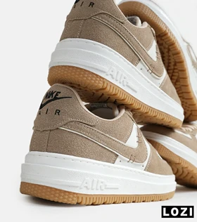 کفش مردانه و زنانه قهوه ای سفید NIKE AIR FORCE