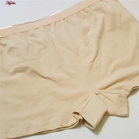 شورت زنانه مدل پادار نخی کرم کد 5022