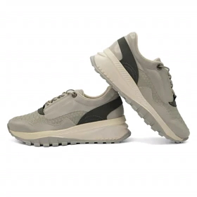 کفش اسپرت زنانه مدل Stradivarius Sneakers - SKG76
