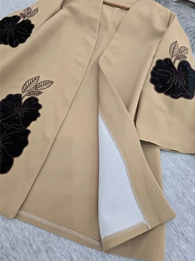 مانتو کتی گل رز