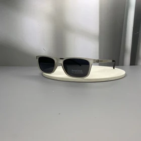 عینک آفتابی پورشه دیزاین با فریم کائوچو و لنز پلی‌کربنات پلاریزه UV400 Porsche Design Premium