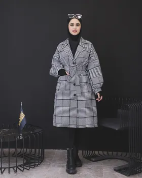 پالتو دانشجویی