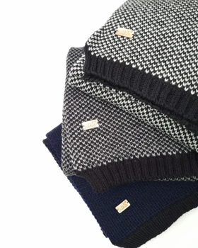 شال گردن مردانه بافت سیلکا طرح خالدار