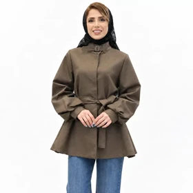 بارانی کوتاه کمربندی زنانه مدل آدرین (قهوه ای)