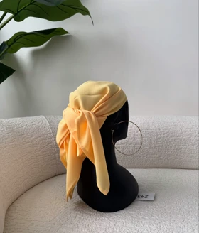 روسری کوتاه