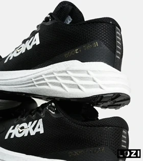 کفش کتانی طوسی مشکی سفید HOKA