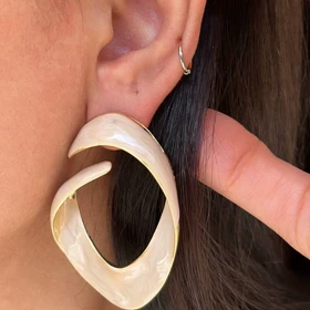 گوشواره دفرمه پینترست