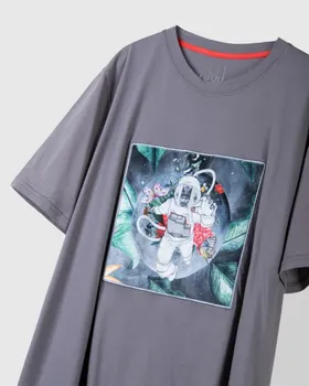 تیشرت مدل QAJAR ASTRONAUT طوسی برند لیلاژ lilage