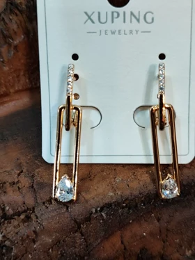 گوشواره ژوپینگ طرح نگین اشکی