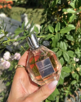 عطر ویکتور اند رولف فلاور بمب-Viktor Rolf Flower Bomb