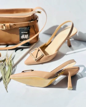 کفش زارا یراق‌دار