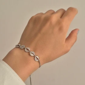 دستبند زنانه نگیندار - کد 2039