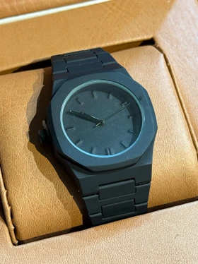 ساعت اسپرت طرح دیاموند مشکی