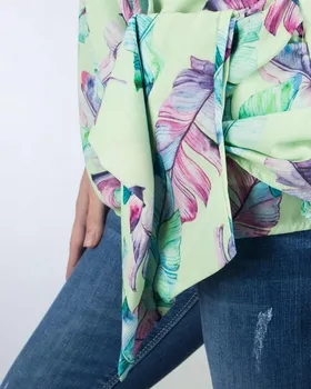 تاپ مجلسی گل‌دار زنانه