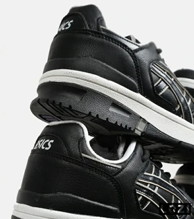 کفش کتانی مردانه مشکی سفید ASICS TIGER RUNNER II