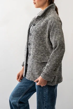 پالتو کوتاه جیب‌دار زنانه