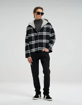 کلاه دار چهارخانه