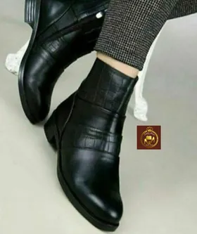 نیمبوت کلاسیک زنانه