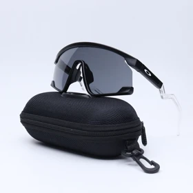 عینک برند OAKLEY کد 181261