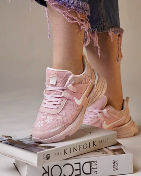 کتانی زنانه نایکی وی تو کی V2K گلدار