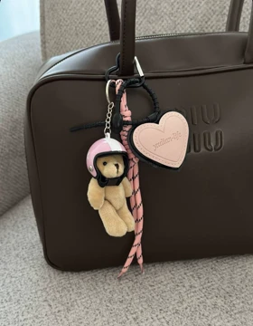 چارم بگ کاسکت صورتی