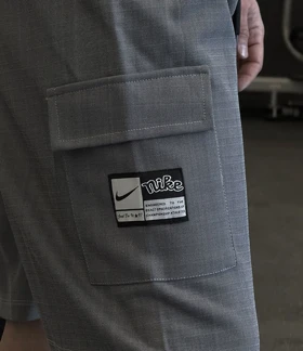 شلوارک بگ نایک (Nike) مدل کارگو تک جیب با چاپ بزرگ (جودون لیزری اختصاصی)