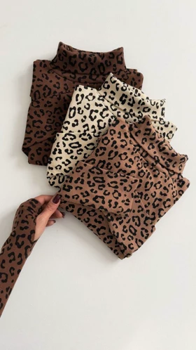 بلوز یقه اسکی پلنگی 49557