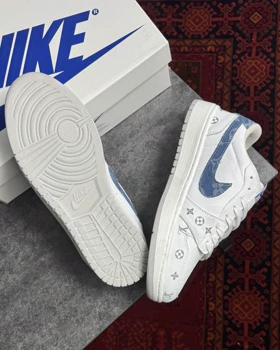 کتانی جردن تراویس لویی ویتون