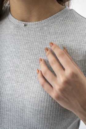 تیشرت یقه گرد آکاردئونی زنانه