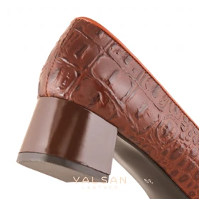 کفش پاشنه‌دار زنانه چرم یلسان مدل دونا کد 646-GAN