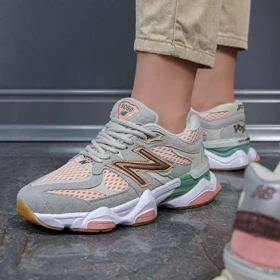 کتانی زنانه اسپرت مدل نیوبالانس 9060 new balance رنگ طوسی صورتی