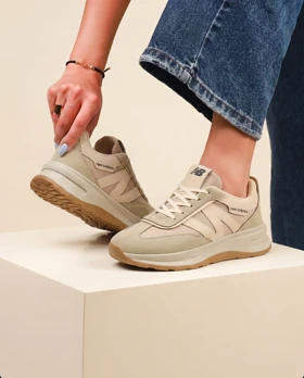 کفش کتانی زنانه AR Newbalance 470