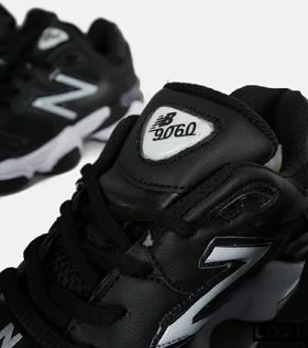 کفش کتانی مردانه و زنانه مشکی سفید NEW BALANCE 9060