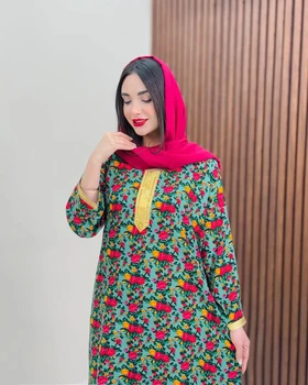 پیراهن گل‌گلی