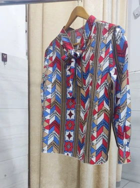 بلوز زنانه طرحدار