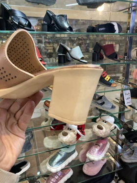 صندل مجلسی زنانه رایکا مدل rose-gold