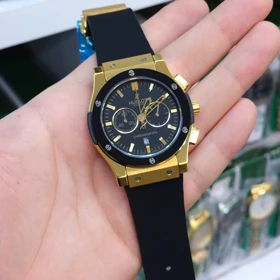 ساعت مچی مردانه هابلوت 3 موتور فعال کرنوگراف سری های کوالیتی کد 1 (بند و صفحه مشکی قاب طلایی)