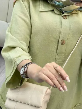 مانتو جلو بسته دو دکمه